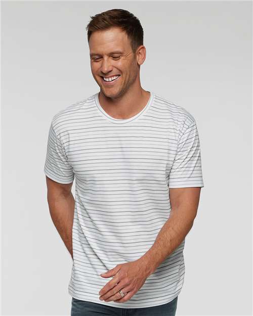 LAT 6901 Unisex Fine Jersey Tee