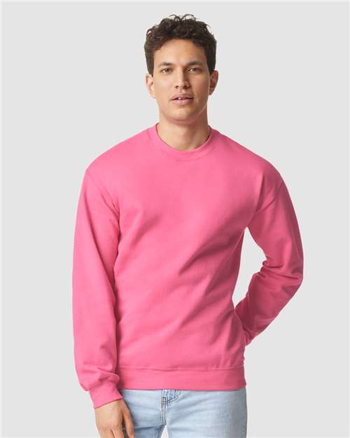 Gildan SF000 Unisex Softstyle® Midweight Crewneck Sweatshirt