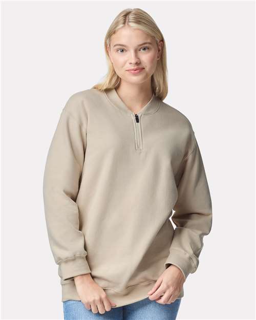 Gildan SF008 Unisex Softstyle® Midweight Quarter-Zip Sweatshirt