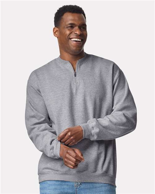 Gildan SF008 Unisex Softstyle® Midweight Quarter-Zip Sweatshirt