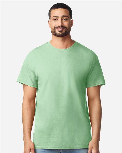 Gildan - Unisex Light Cotton T-Shirt - 3000