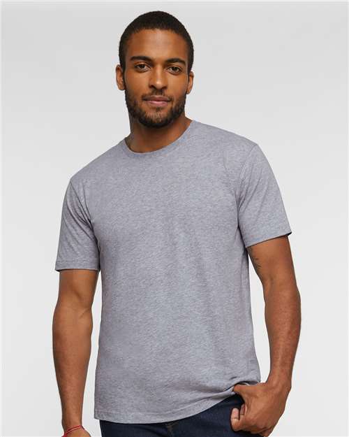 LAT - Unisex Fine Jersey Tee - 6901