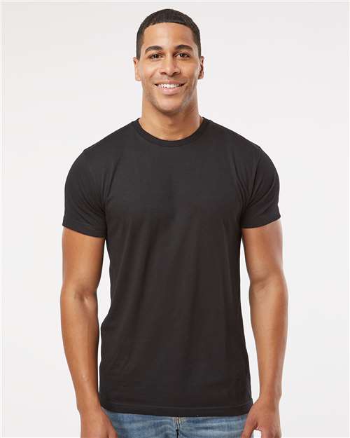 LAT - Unisex Fine Jersey Tee - 6901